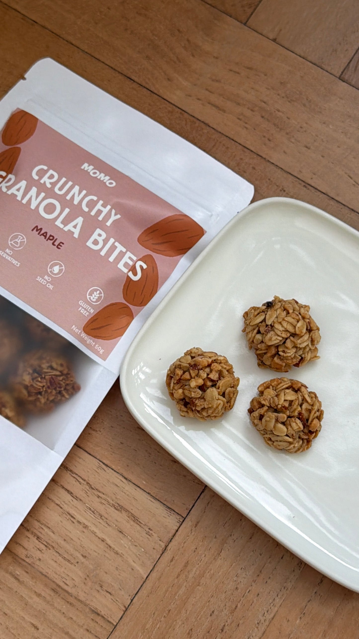 Momo Granola Bites